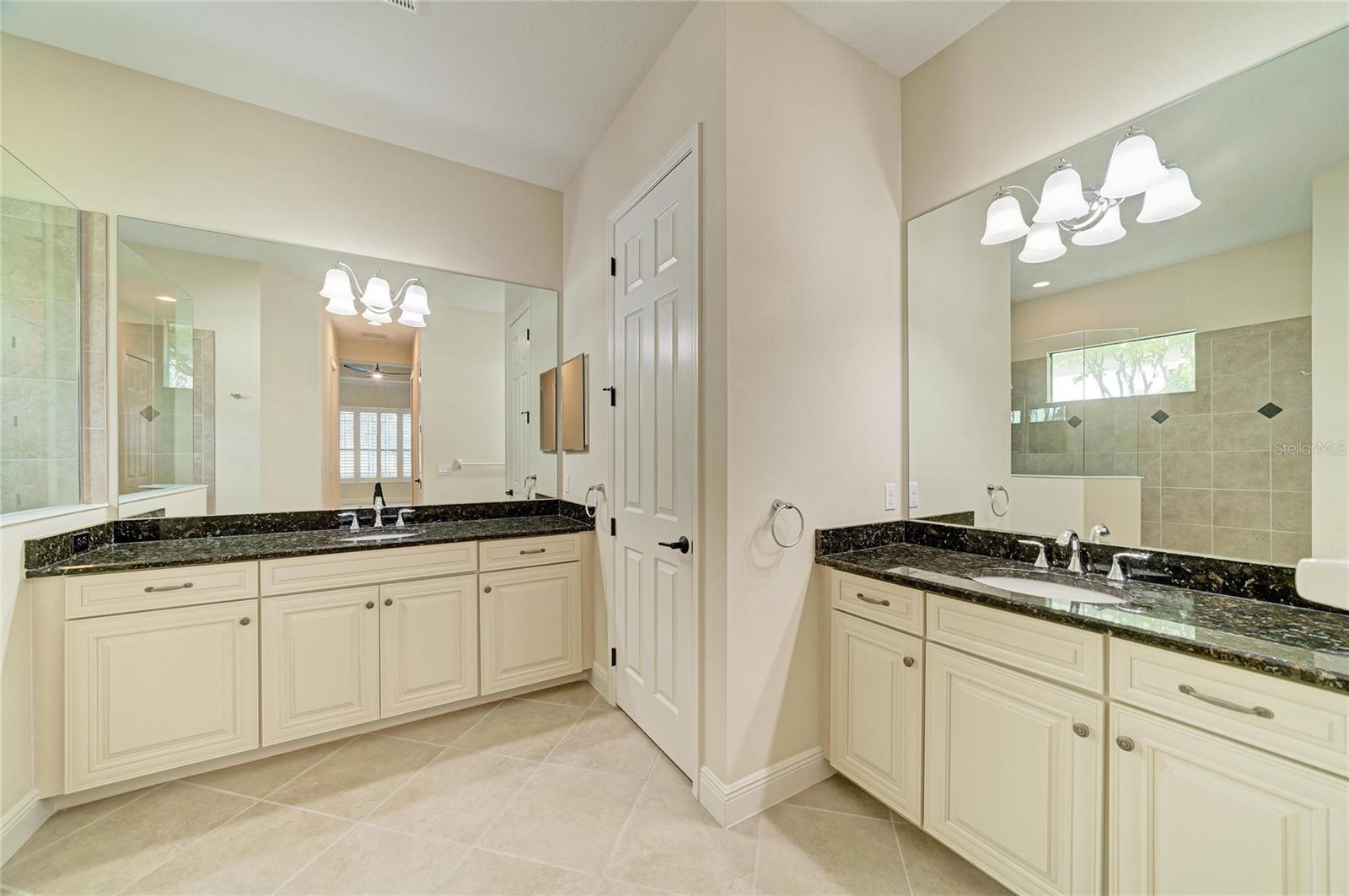 14716 Castle Park Ter Property Photo 17
