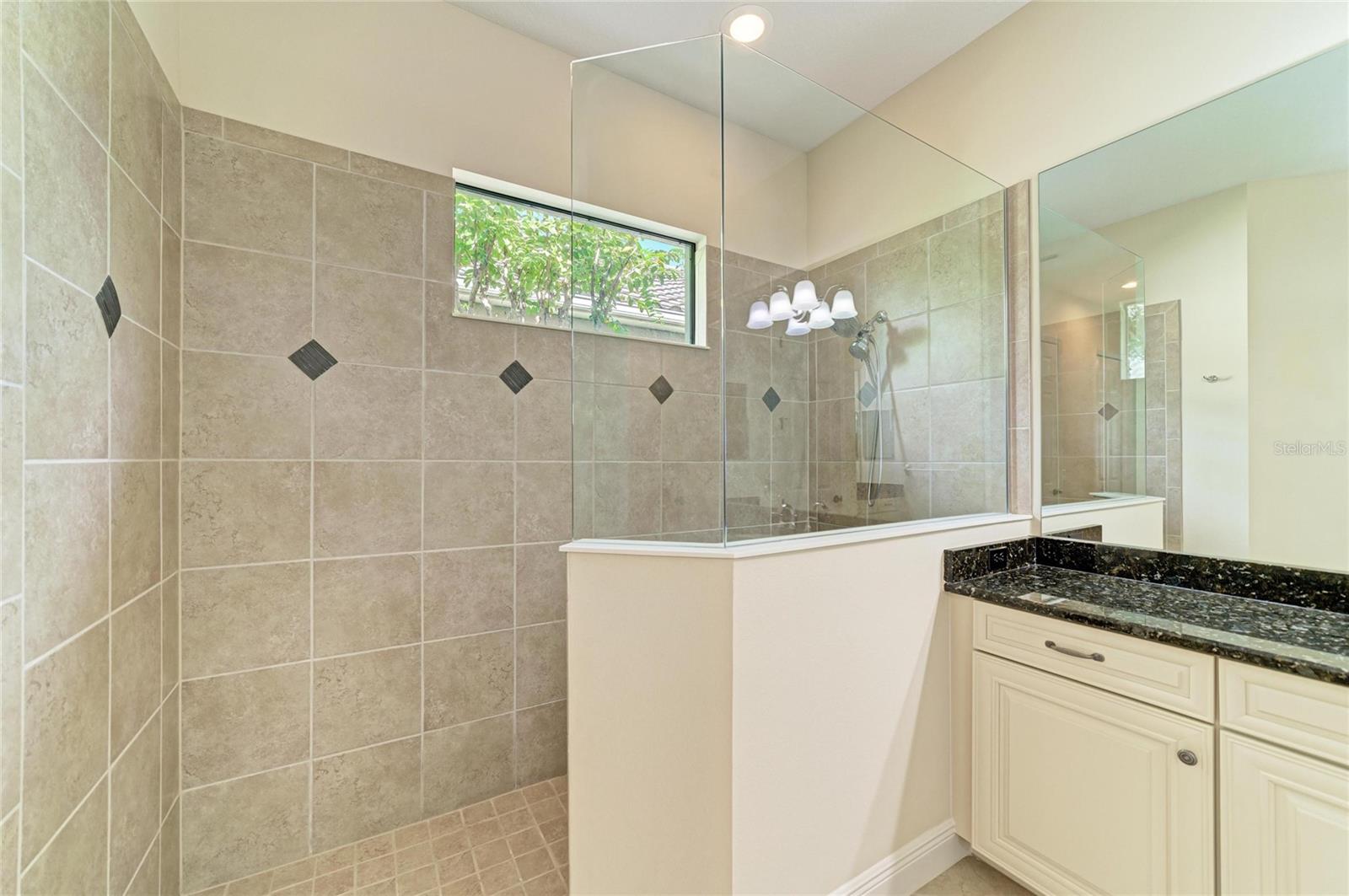14716 Castle Park Ter Property Photo 18