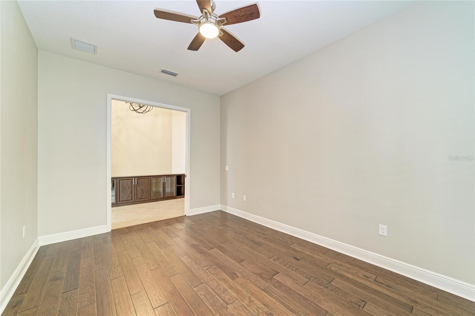 14716 Castle Park Ter Property Photo 23