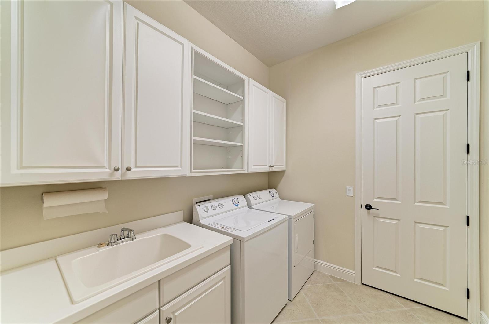 14716 Castle Park Ter Property Photo 29