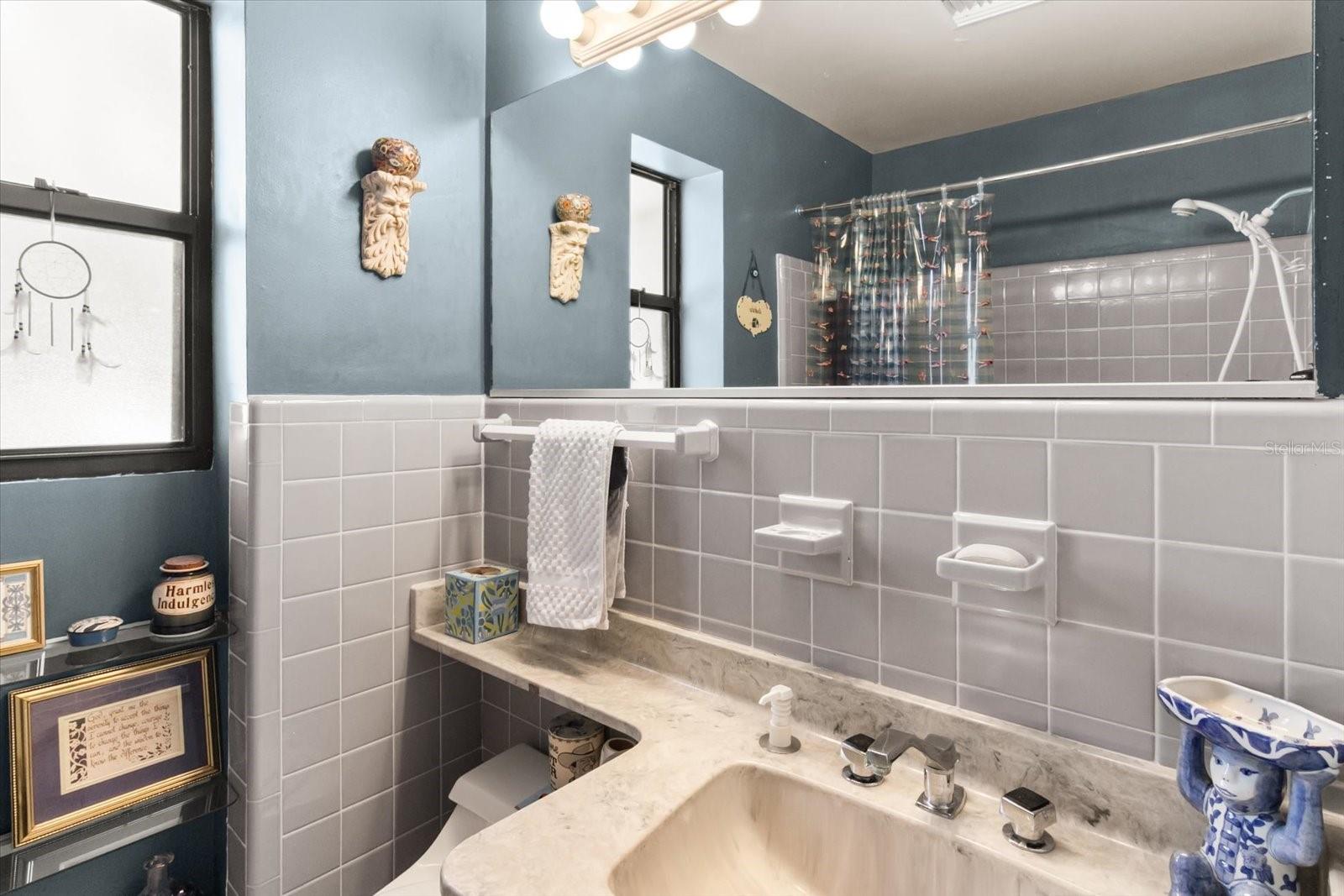 2921 Wood St Property Photo 15