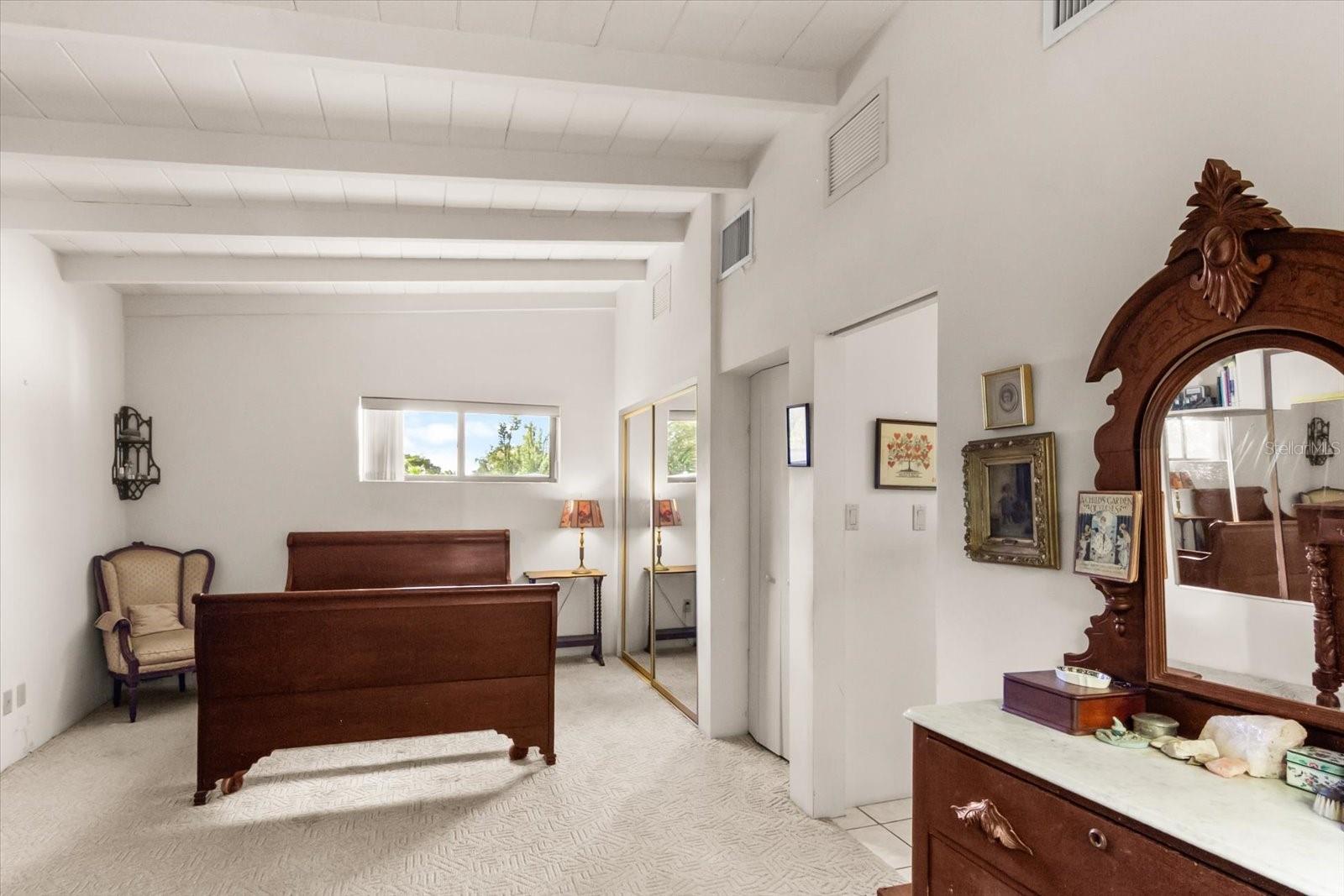 2921 Wood St Property Photo 16