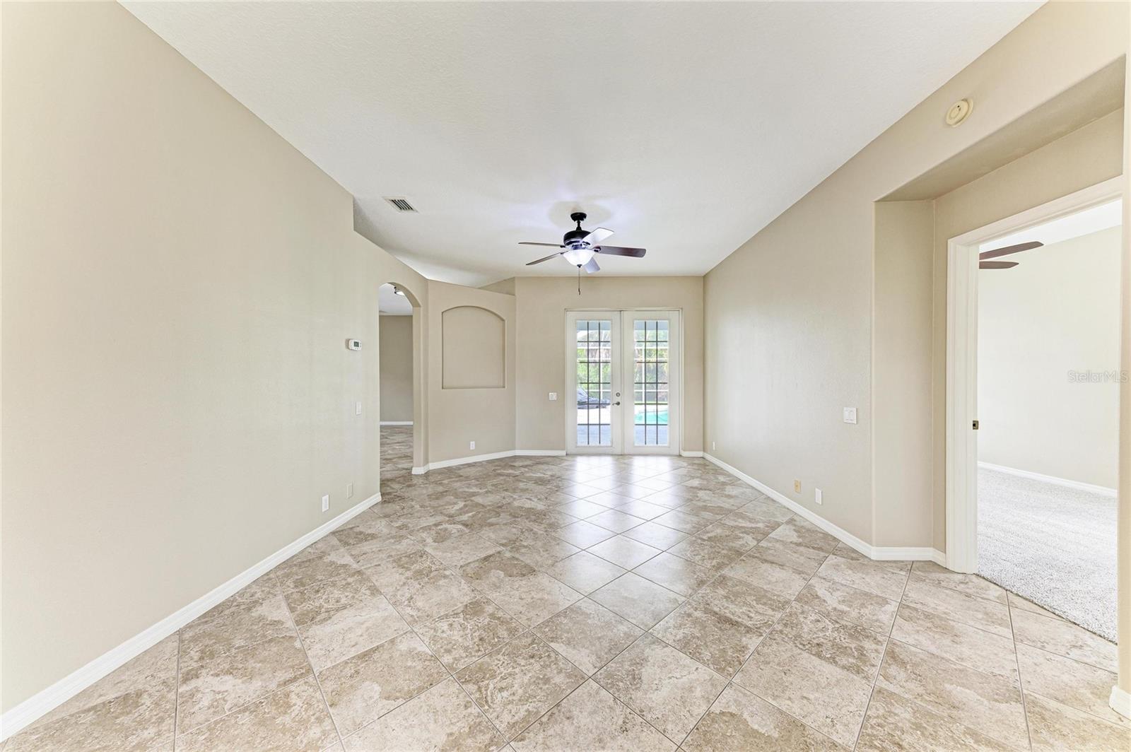 4315 73rd Ter E Property Photo 8