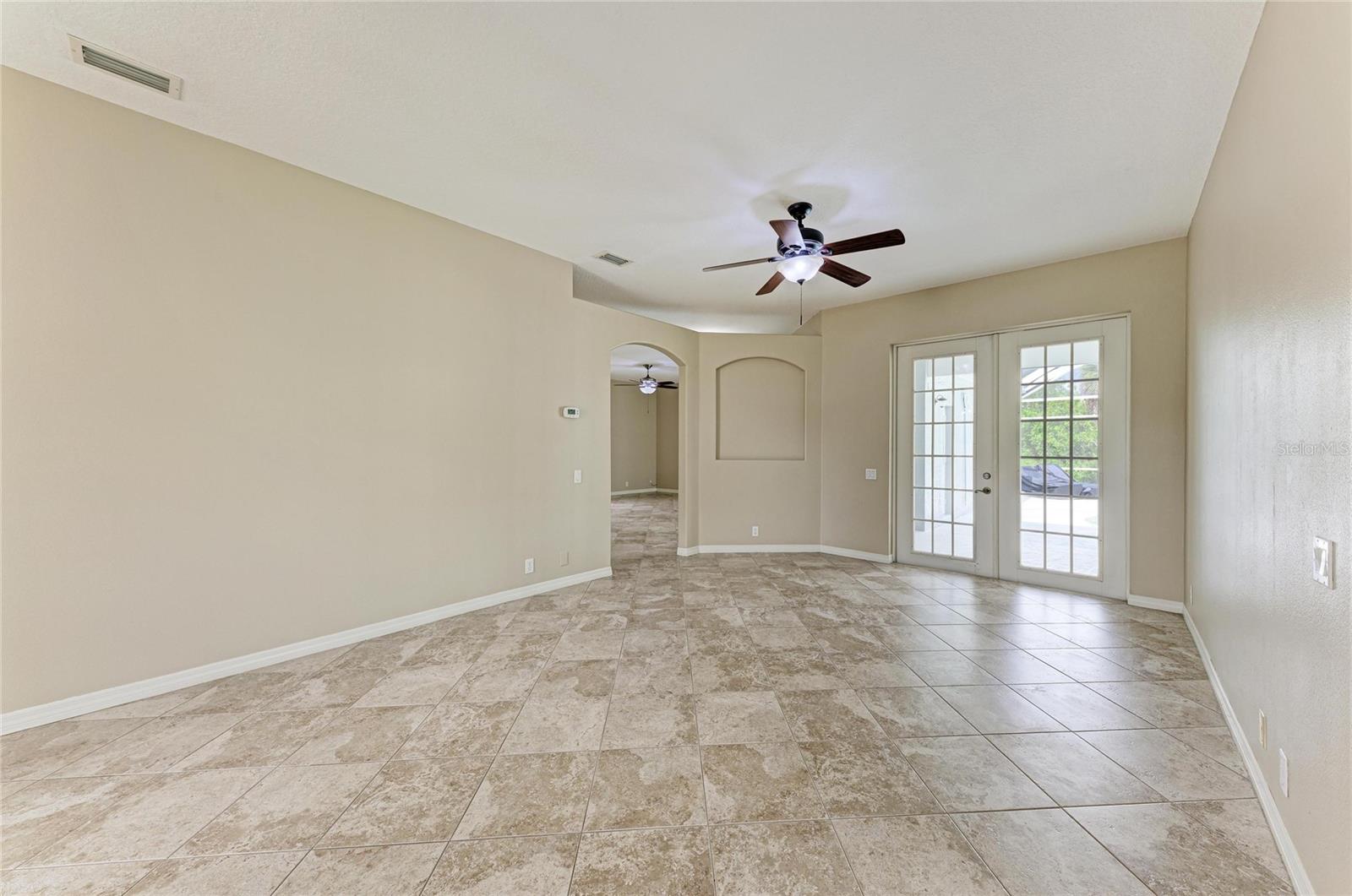 4315 73rd Ter E Property Photo 9