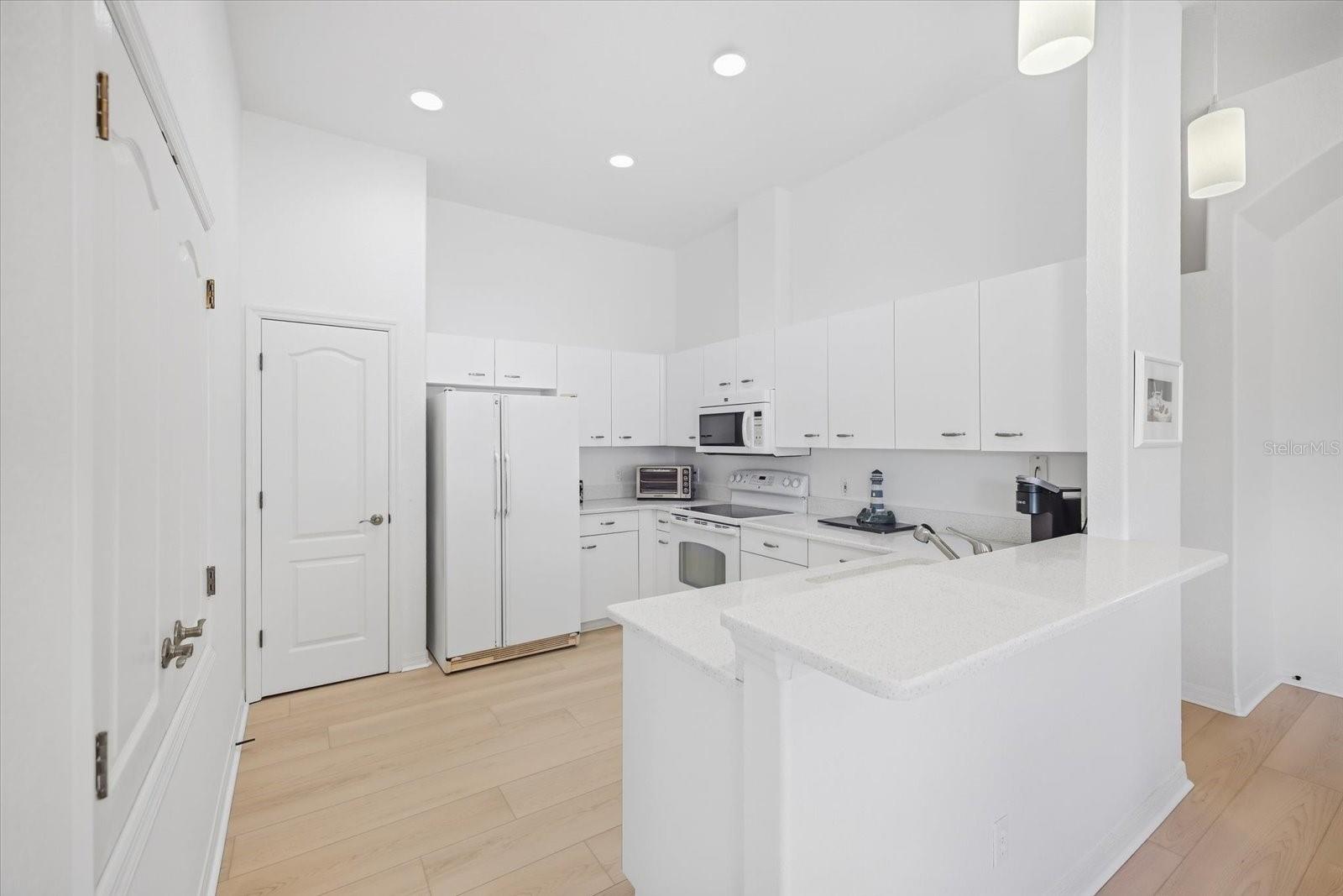 1273 Berkshire Cir Property Photo 12