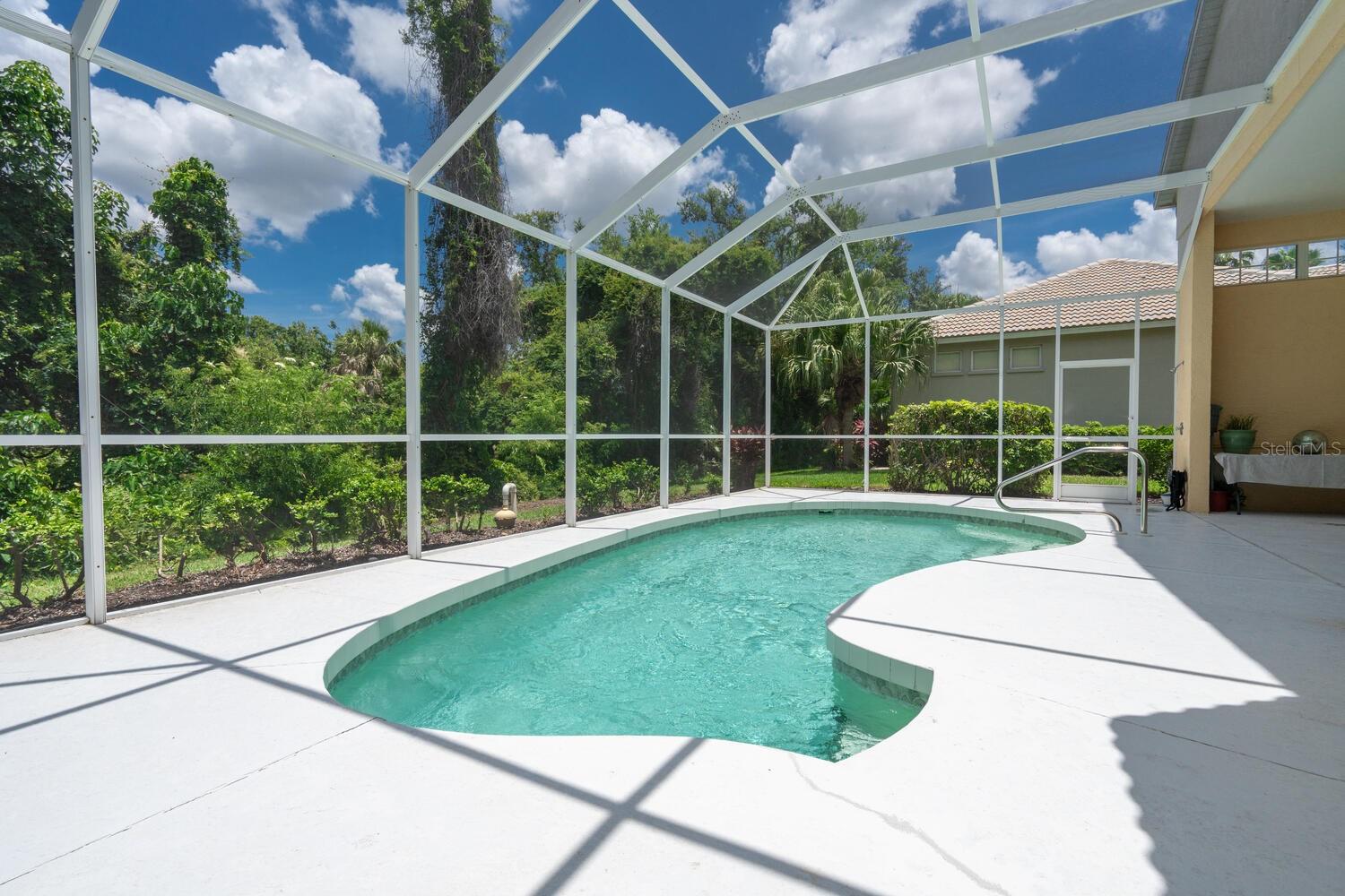 4374 Mirabella Cir Property Photo 40