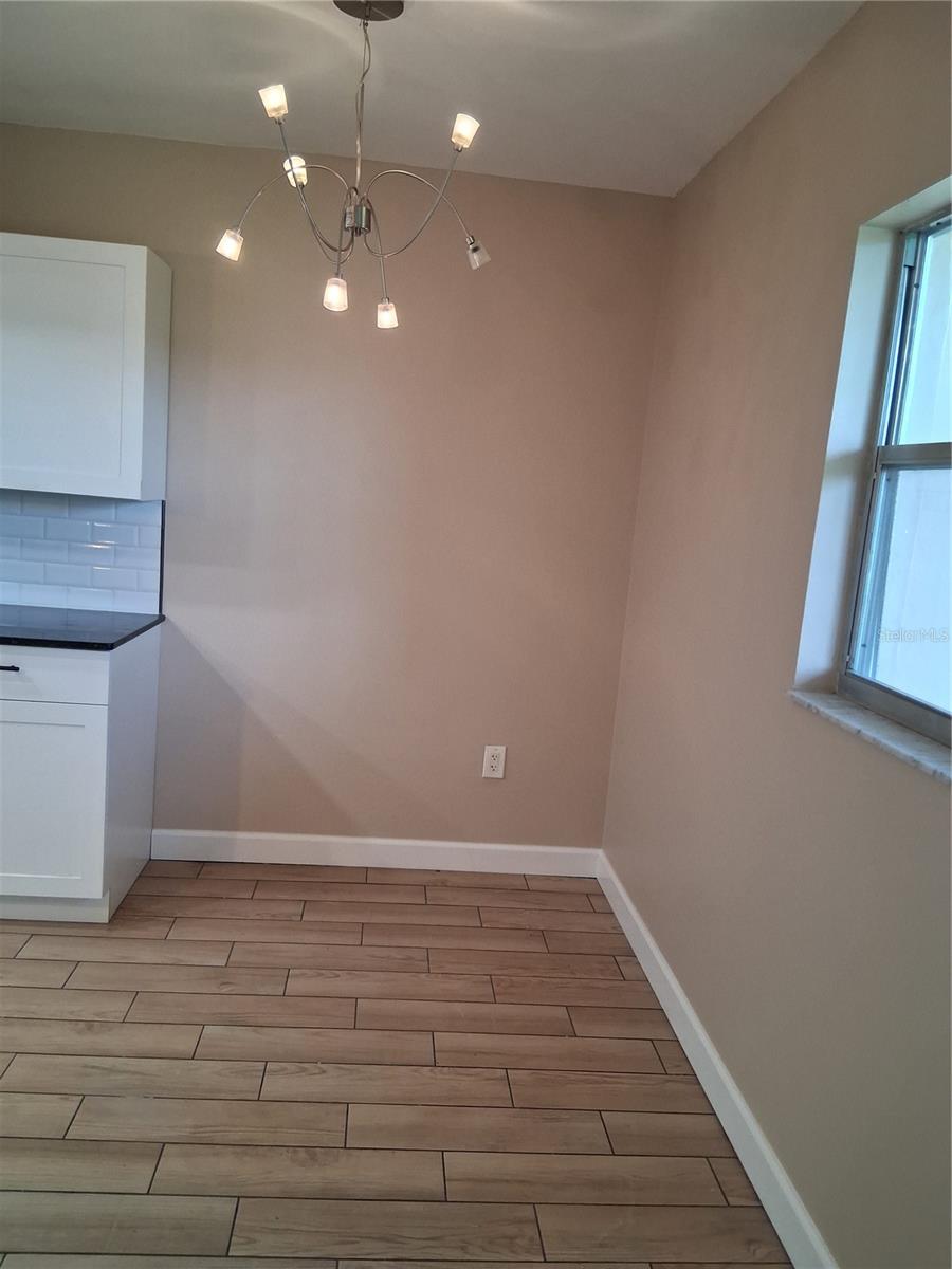 7231 W Country Club Dr N #130 Property Photo 8