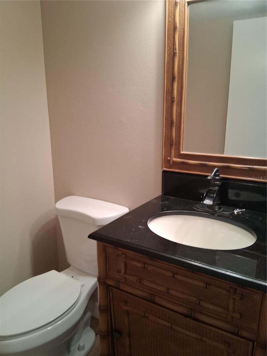 7231 W Country Club Dr N #130 Property Photo 13