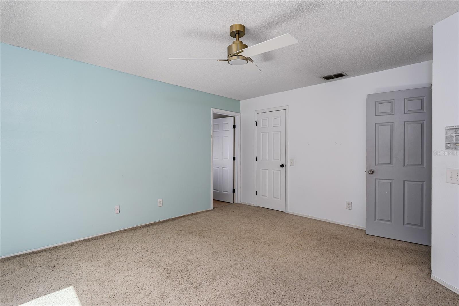 4008 Kingsfield Dr Property Photo 18