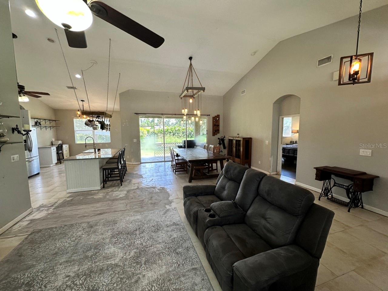 4288 Lobelia St Property Photo 6
