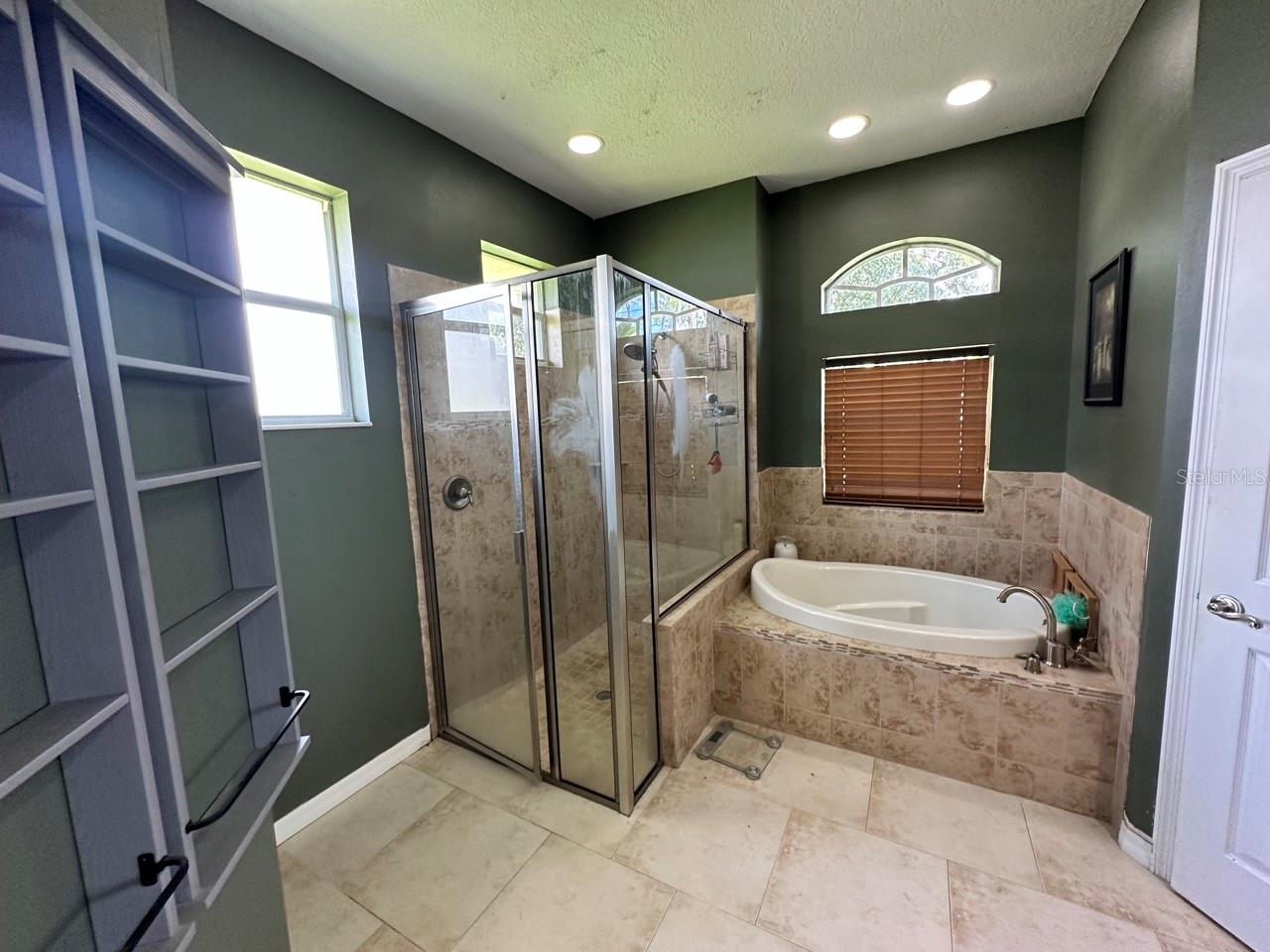 4288 Lobelia St Property Photo 15