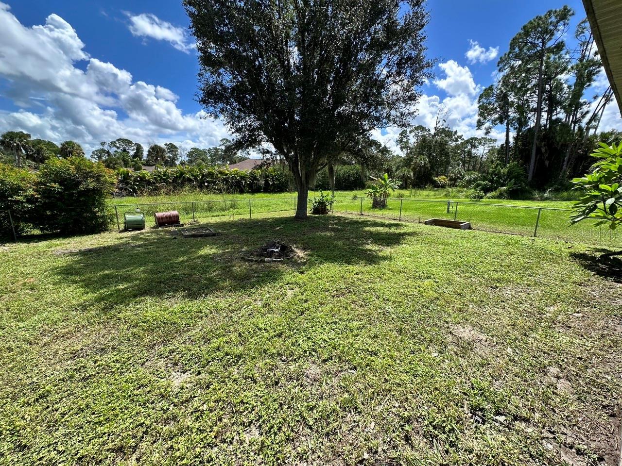 4288 Lobelia St Property Photo 21