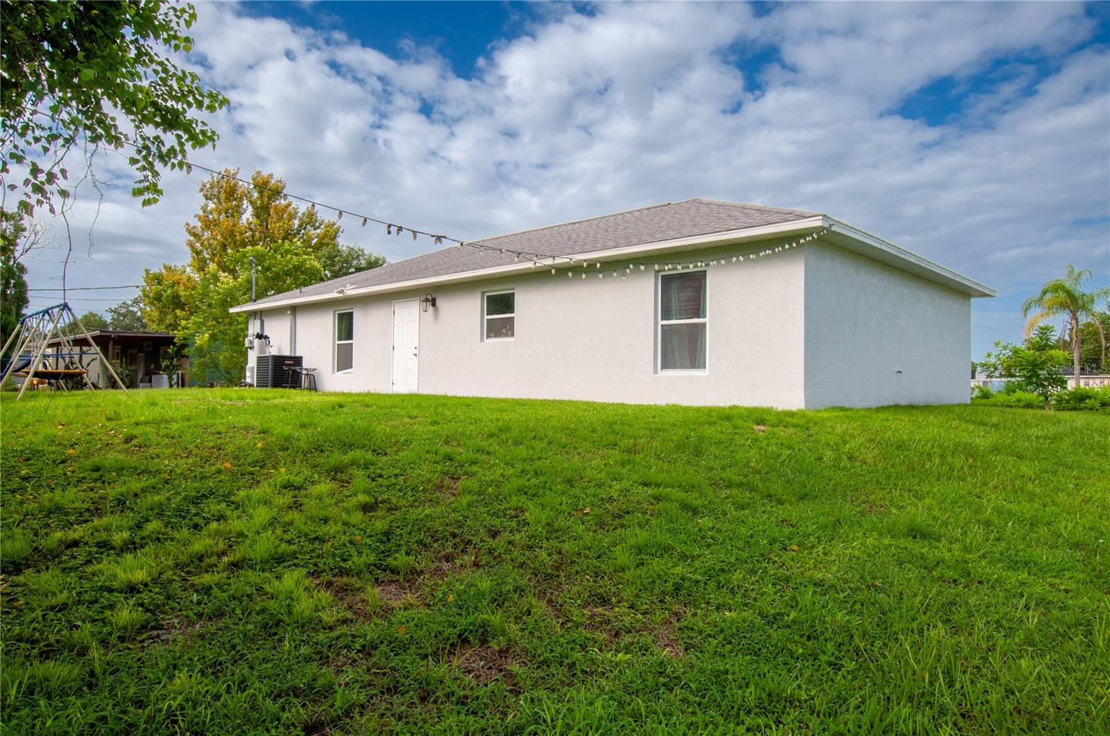 2422 Sw Alice Ave Property Photo 3