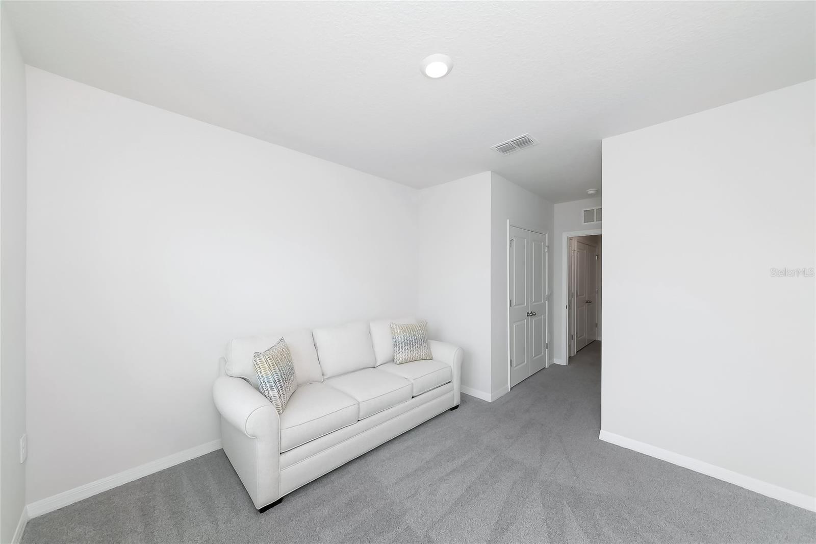 17645 Crescent Moon Loop Property Photo 26