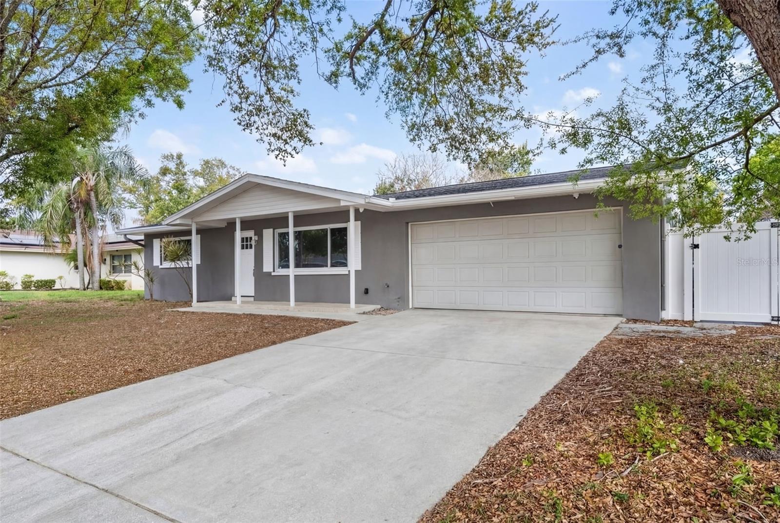 2352 LORENA LN Property Photo 1