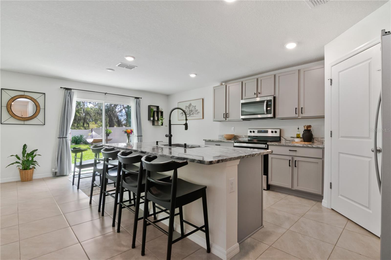 13448 Mylion Way Property Photo 6