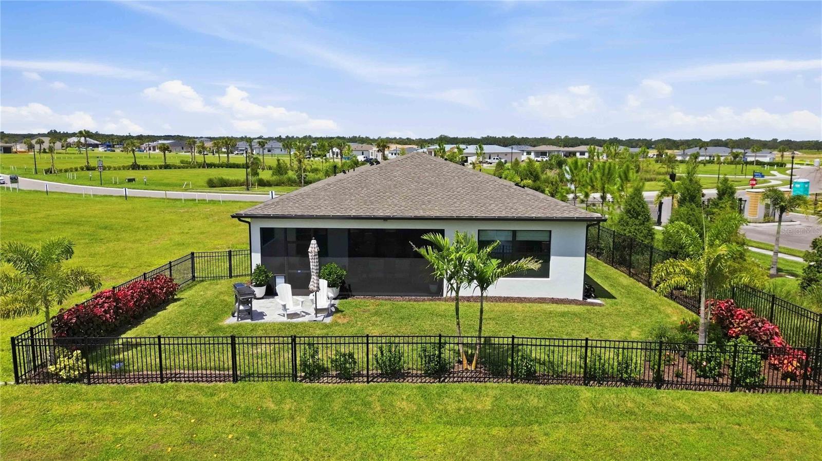 14449 Hammock Oak St Property Photo 6