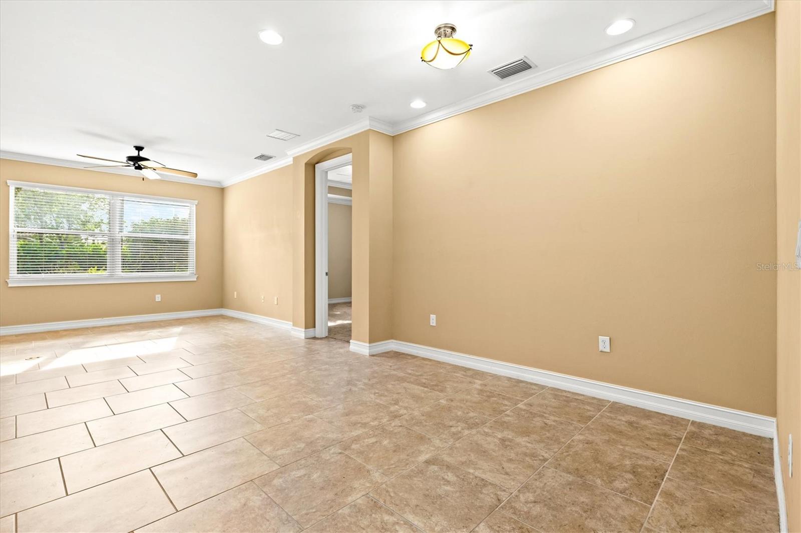 112 Ventosa Pl Property Photo 8
