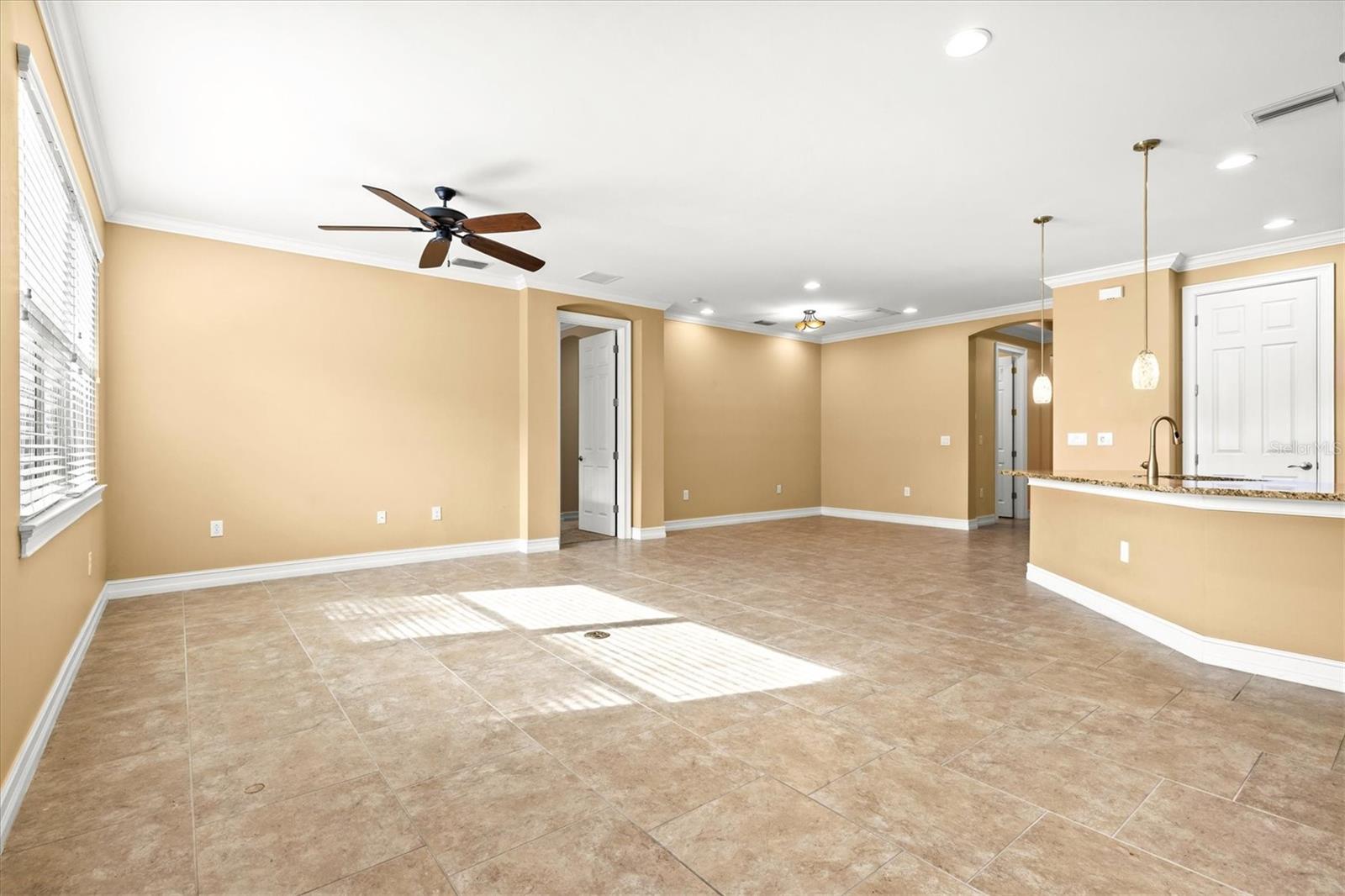112 Ventosa Pl Property Photo 14