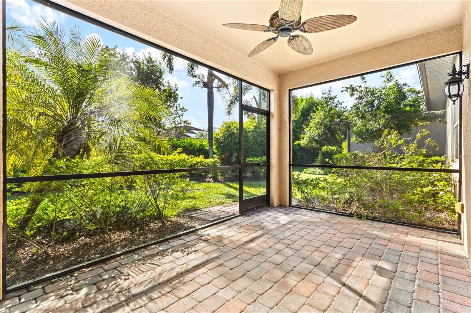 112 Ventosa Pl Property Photo 39