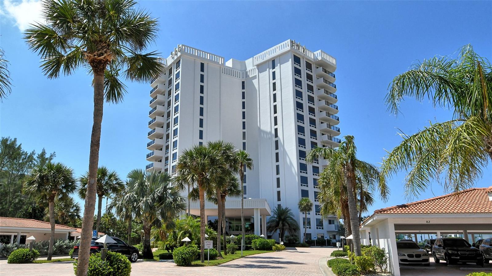 2525 GULF OF MEXICO DR #7B Property Photo 1