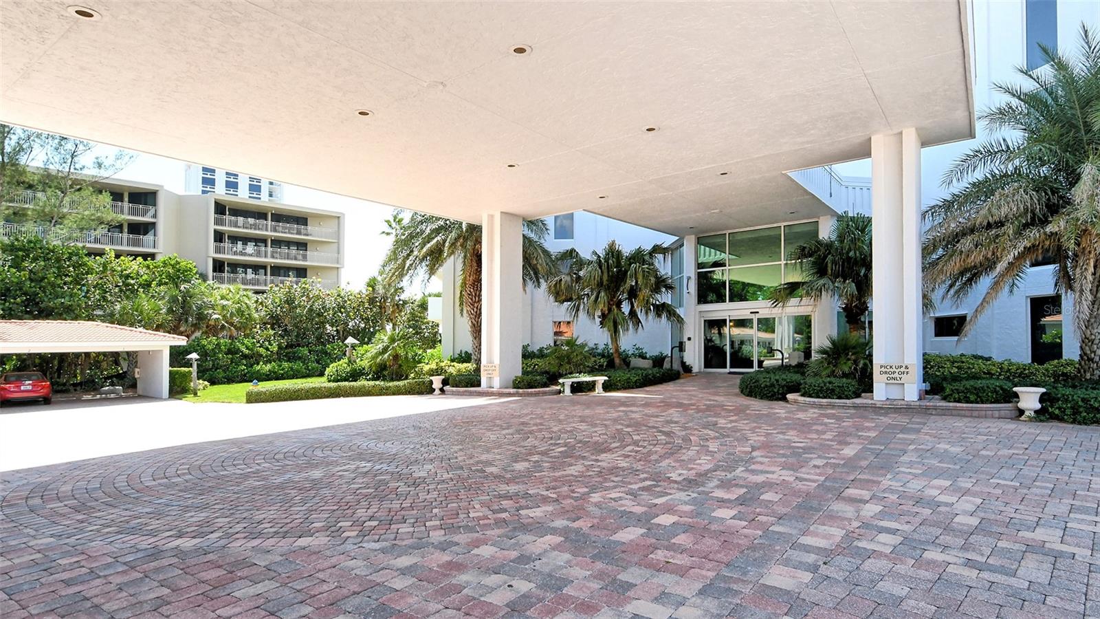 2525 Gulf Of Mexico Dr #7b Property Photo 2