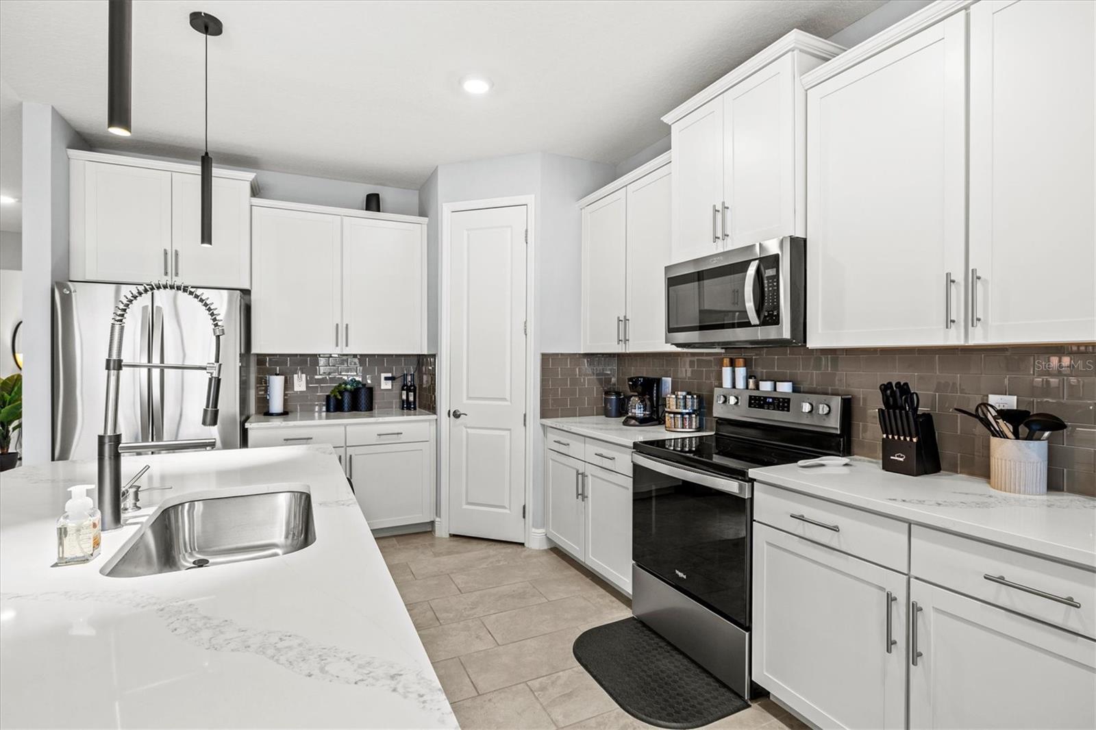 17825 Gulf Ranch Pl Property Photo 10