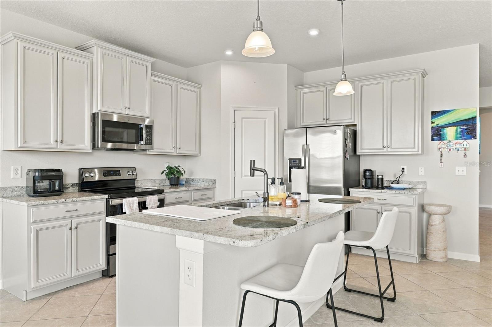 6015 114th Dr E Property Photo 3