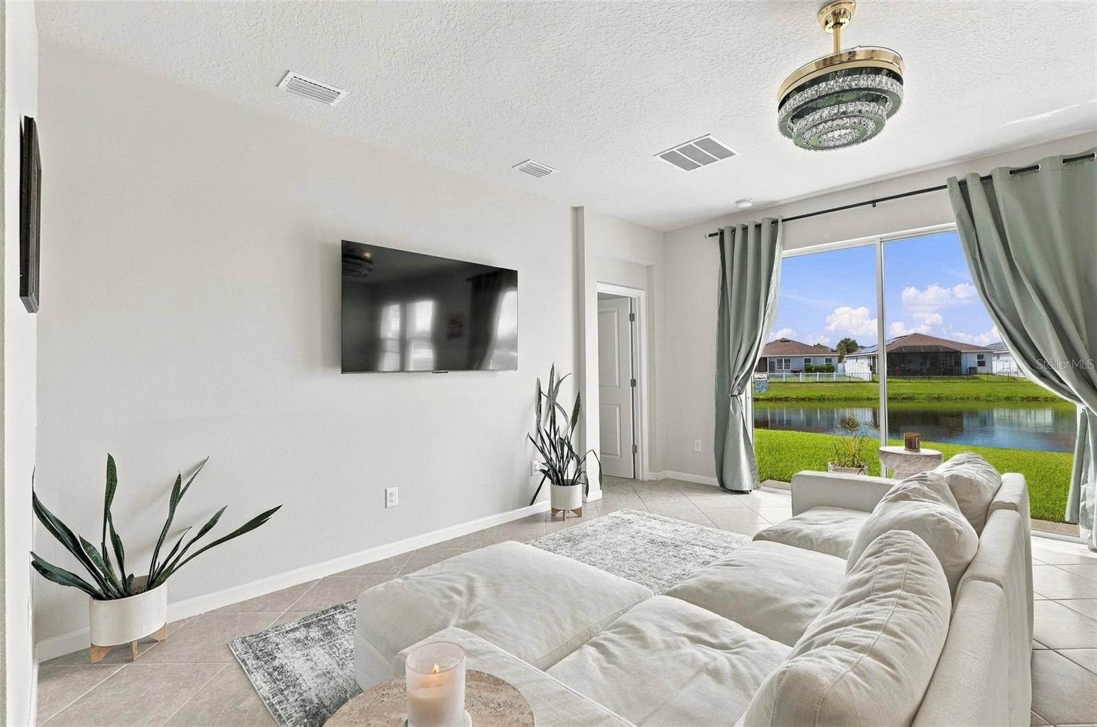 6015 114th Dr E Property Photo 8