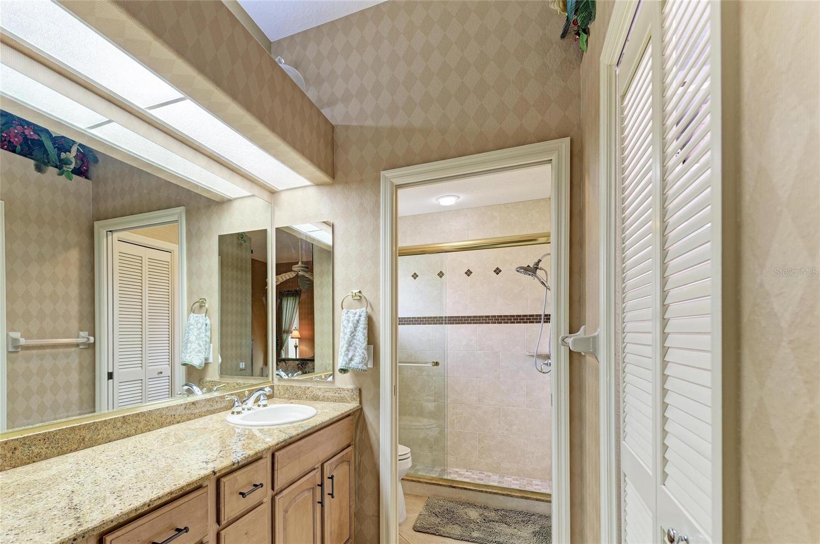 6635 Oakbrooke Cir Property Photo 23