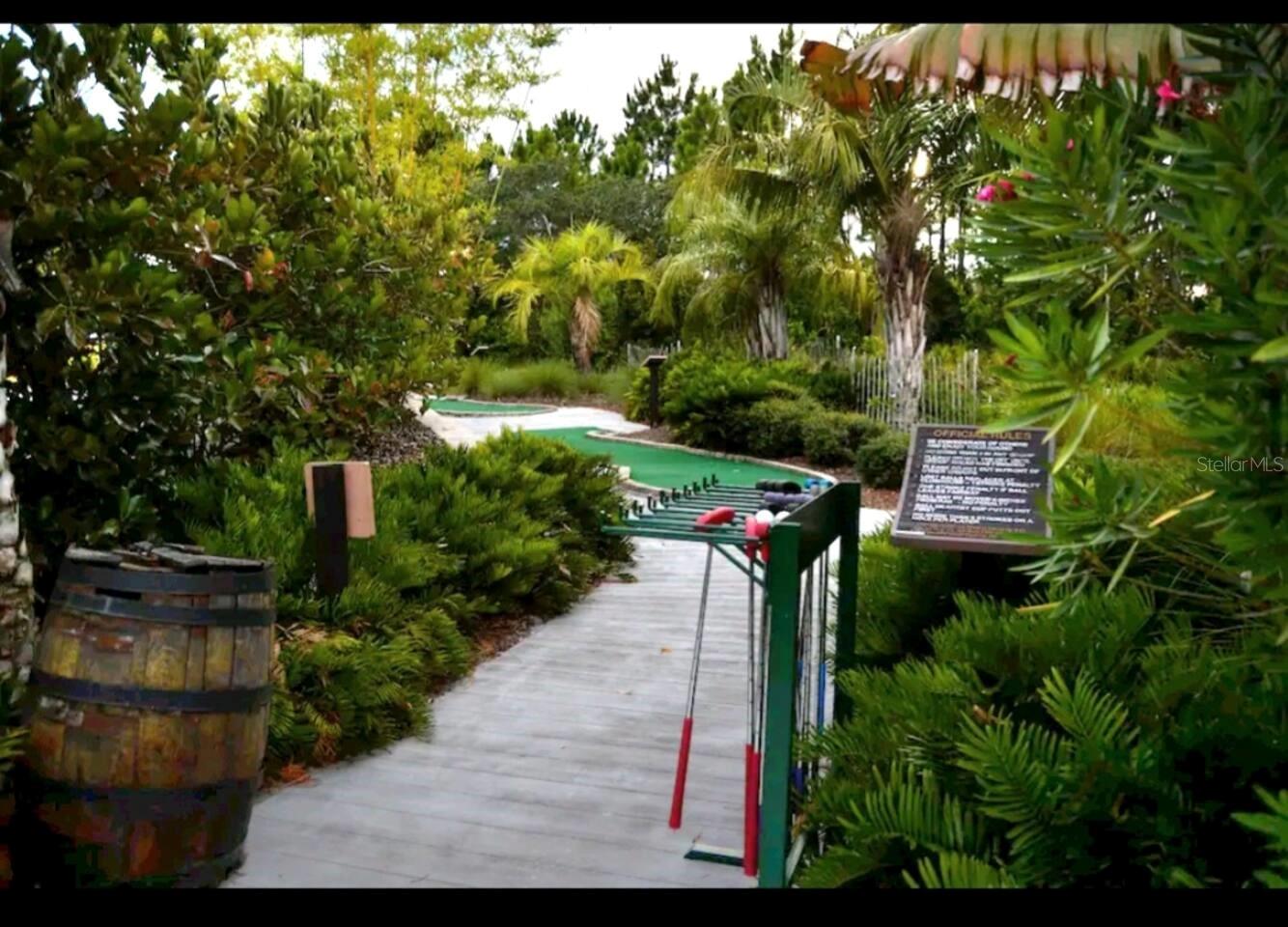 147 Captiva Dr Property Photo 44