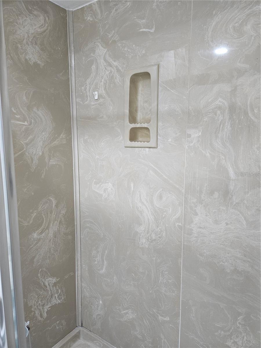 3183 Sandleheath #41 Property Photo 8