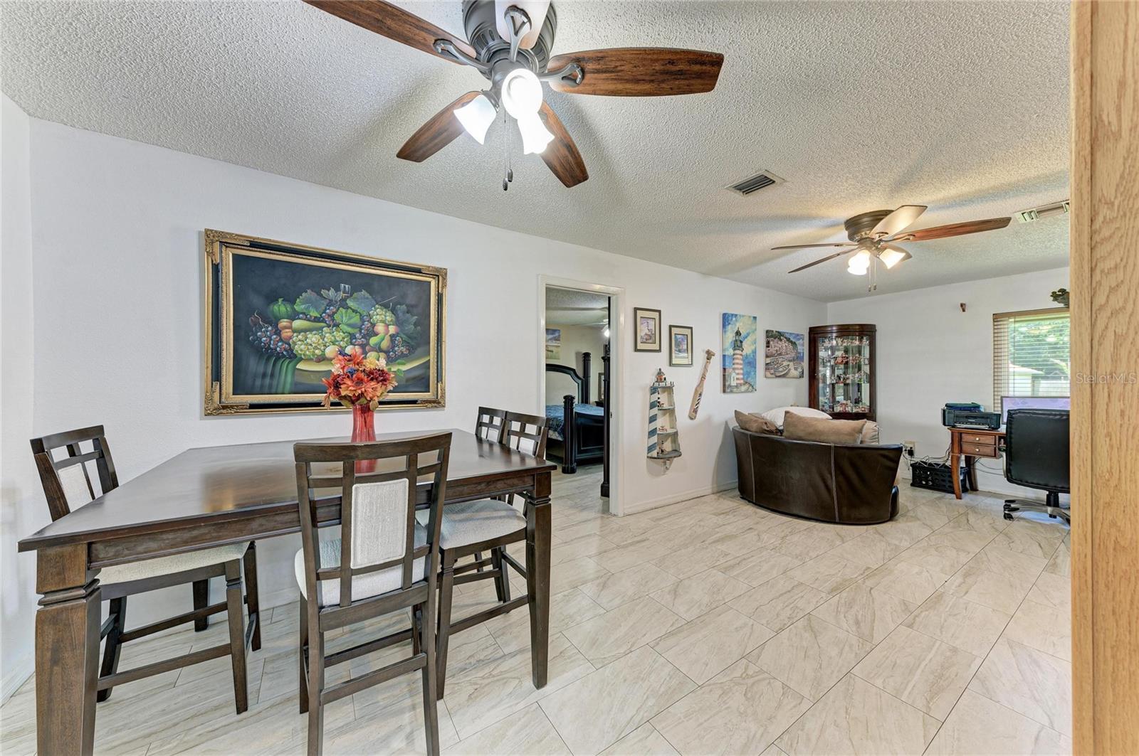 1520 Sunnyhills Dr Property Photo 12