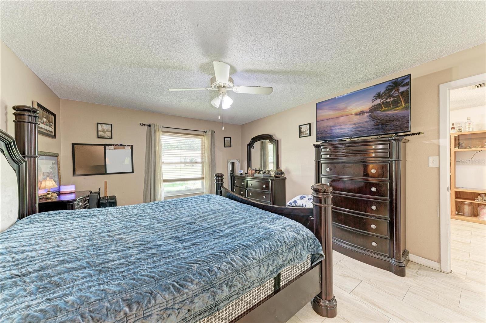 1520 Sunnyhills Dr Property Photo 17