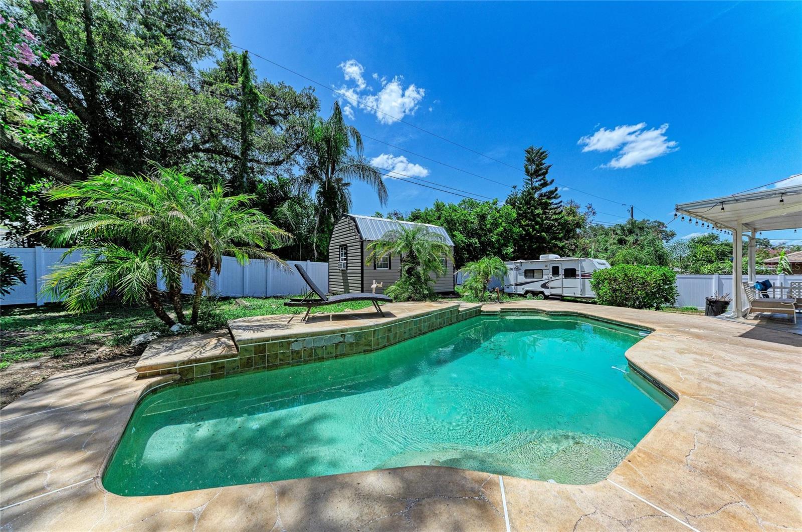 1520 Sunnyhills Dr Property Photo 34