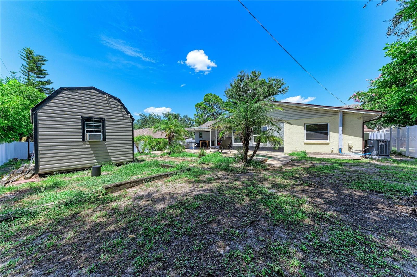 1520 Sunnyhills Dr Property Photo 35