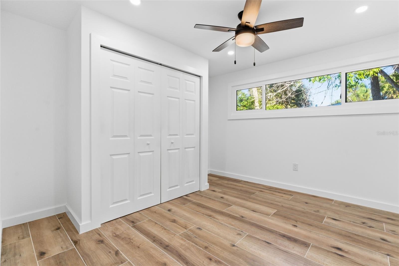 4879 Commonwealth Dr Property Photo 25