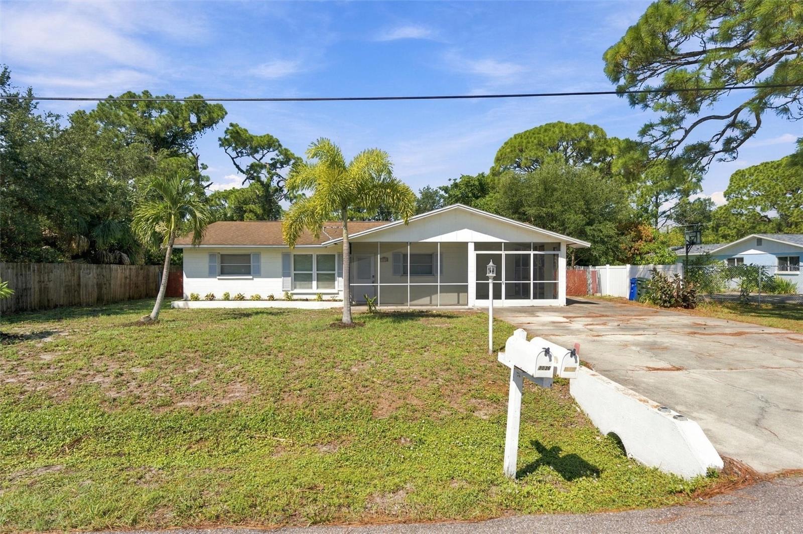 3036 Shamrock Dr Property Photo 1