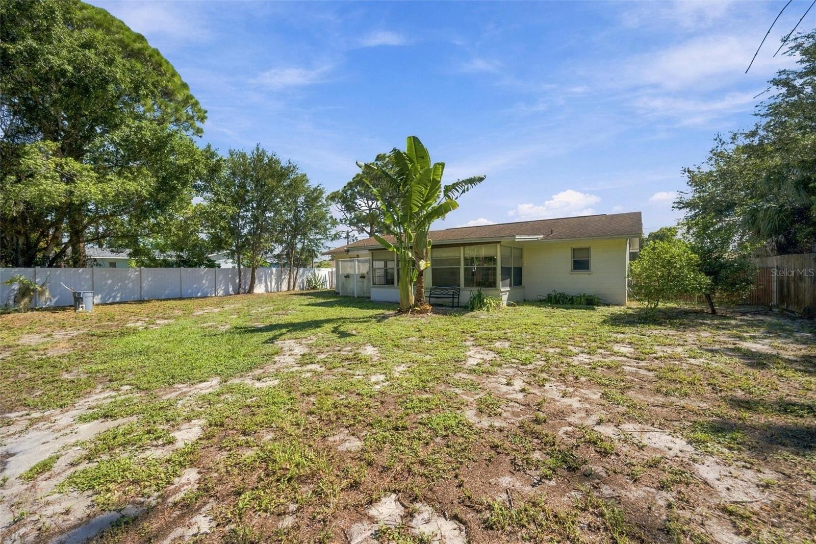 3036 Shamrock Dr Property Photo 38