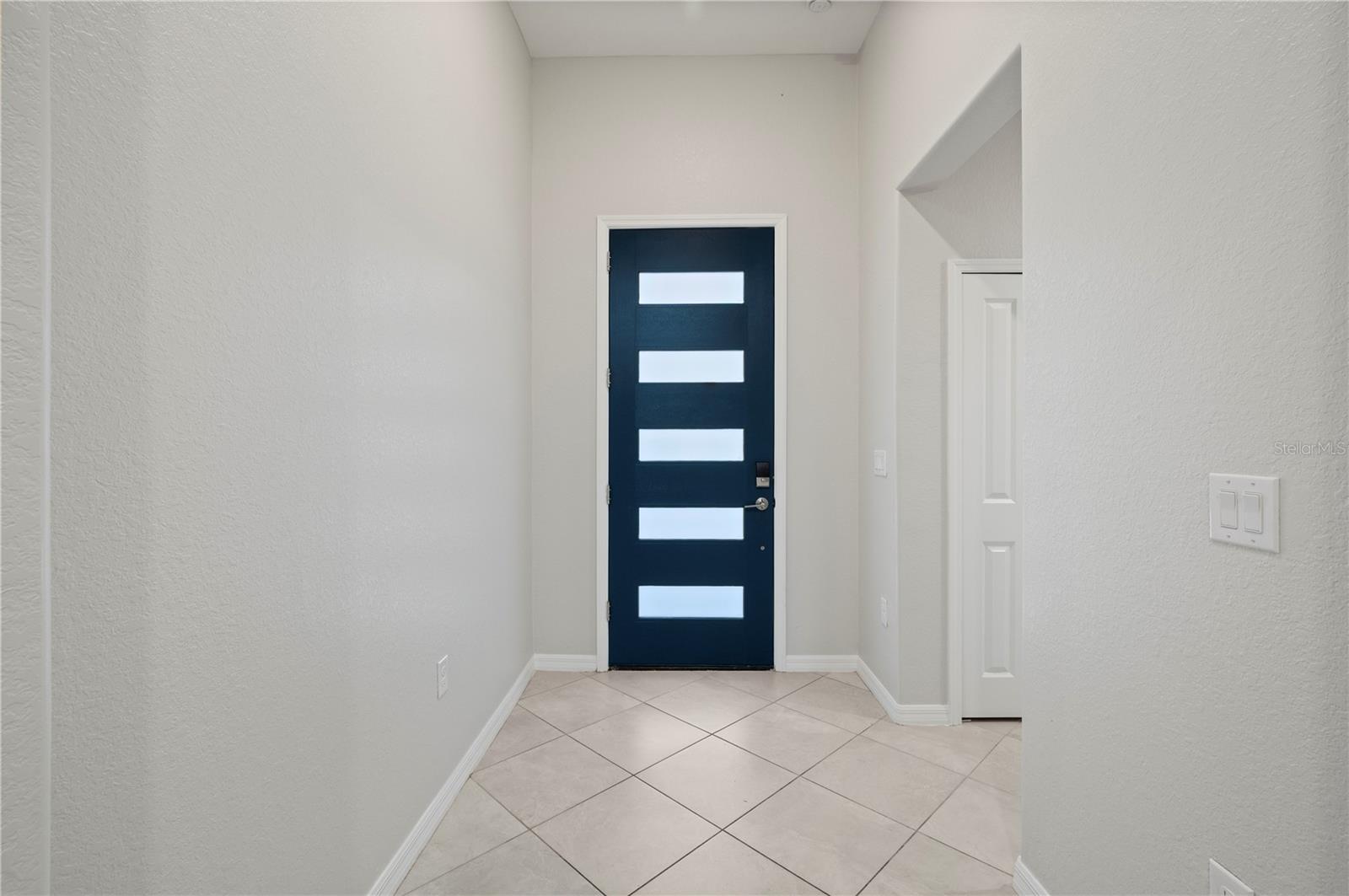 43572 Treadway Dr Property Photo 6