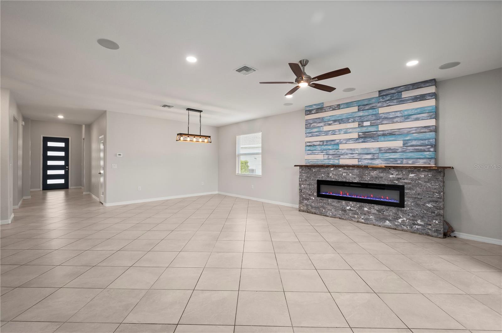 43572 Treadway Dr Property Photo 12