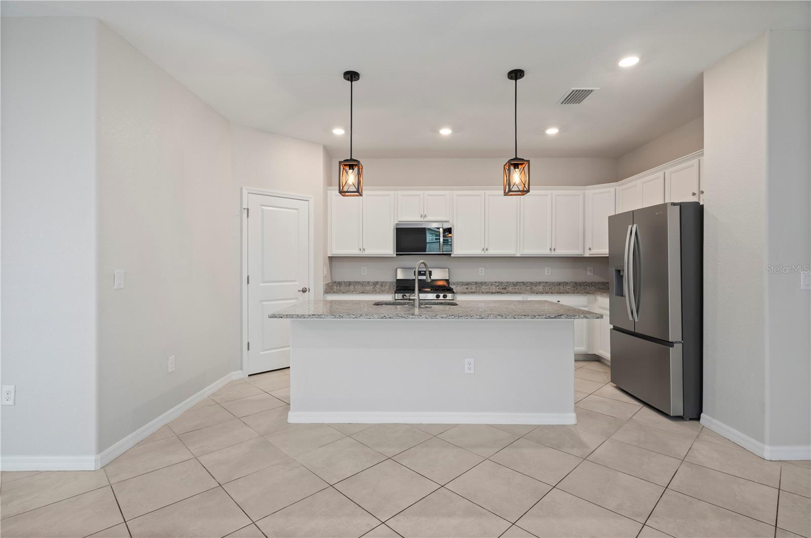 43572 Treadway Dr Property Photo 15