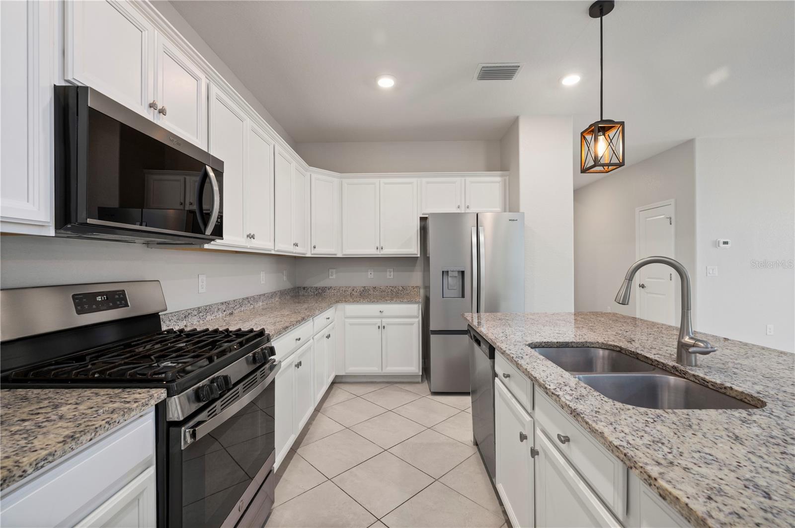 43572 Treadway Dr Property Photo 16