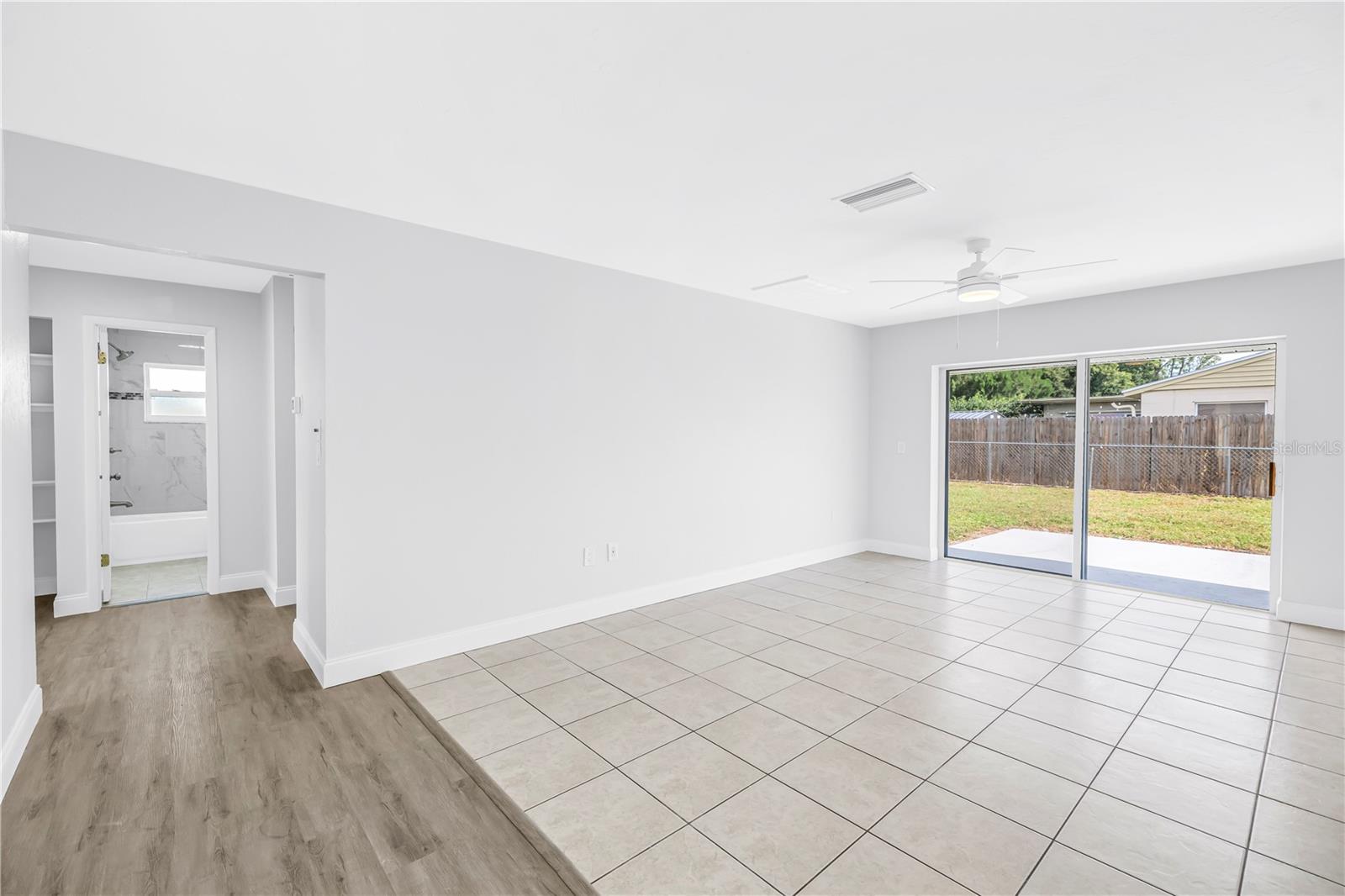 2918 Sandpointe Dr Property Photo 5