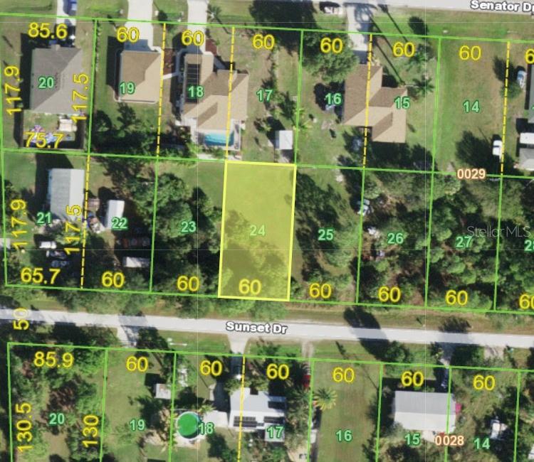 27414 Sunset Dr Property Photo 1