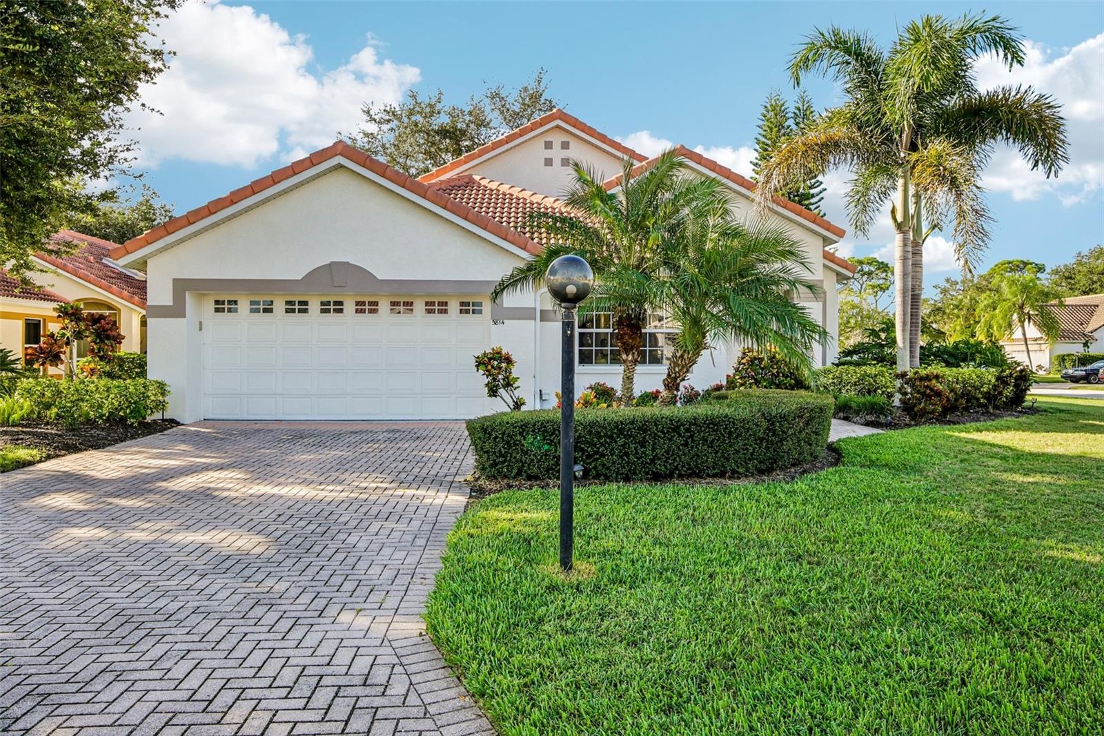 5814 FAIRWOODS CIR Property Photo 1