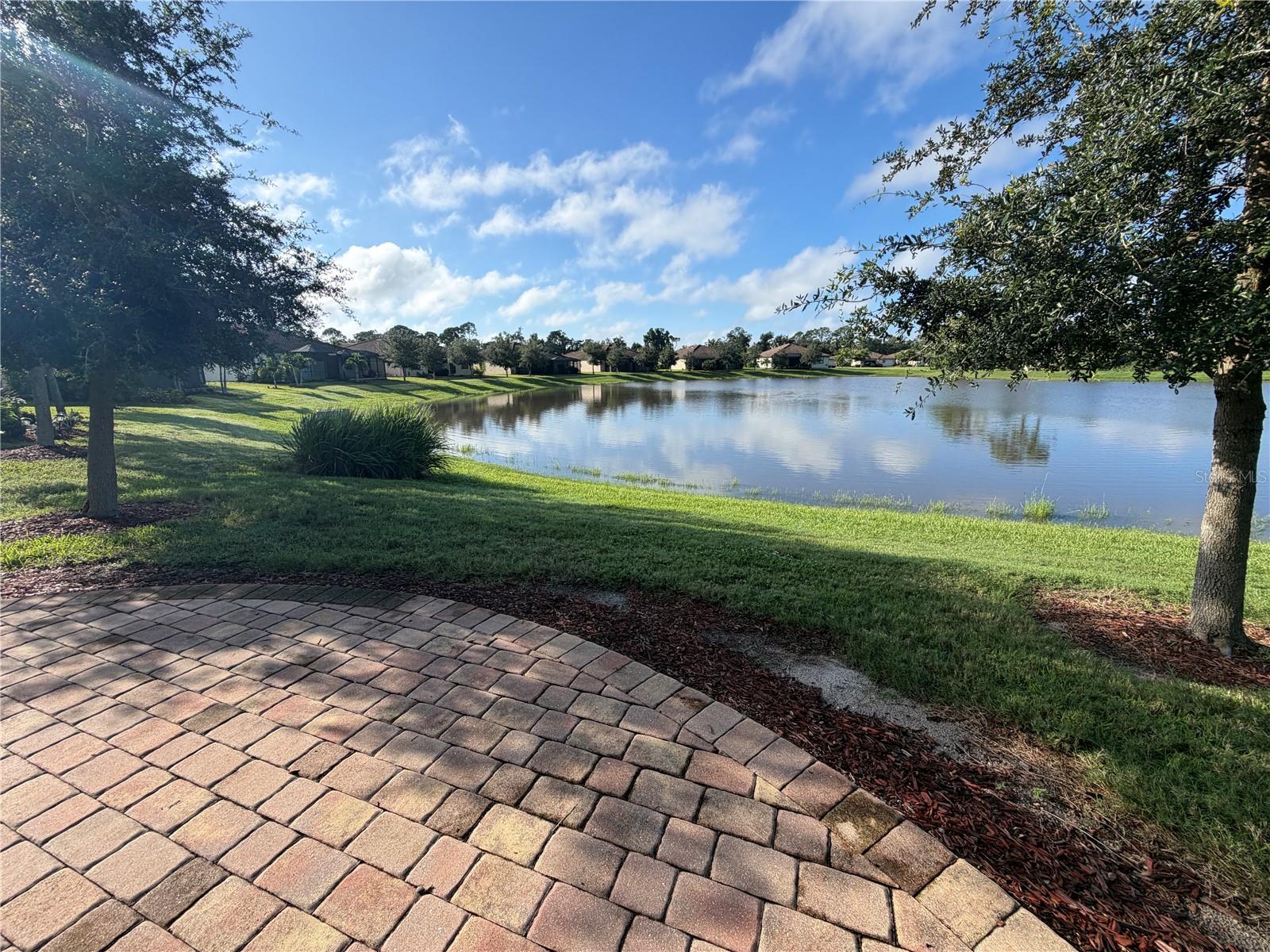 12320 Amica Loop Property Photo 2
