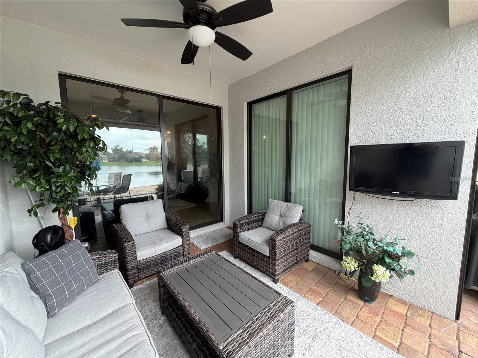 12320 Amica Loop Property Photo 5