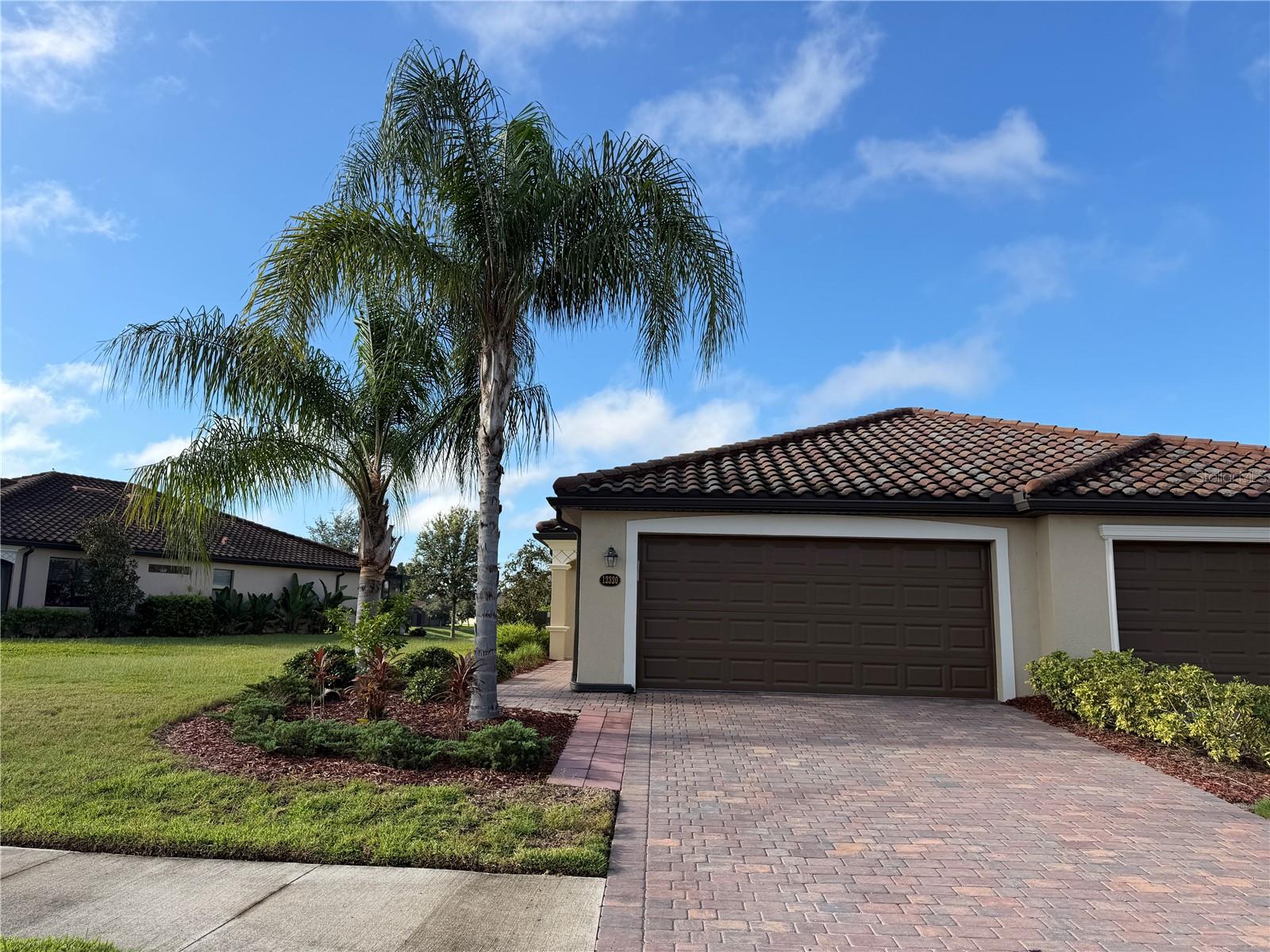 12320 Amica Loop Property Photo 10