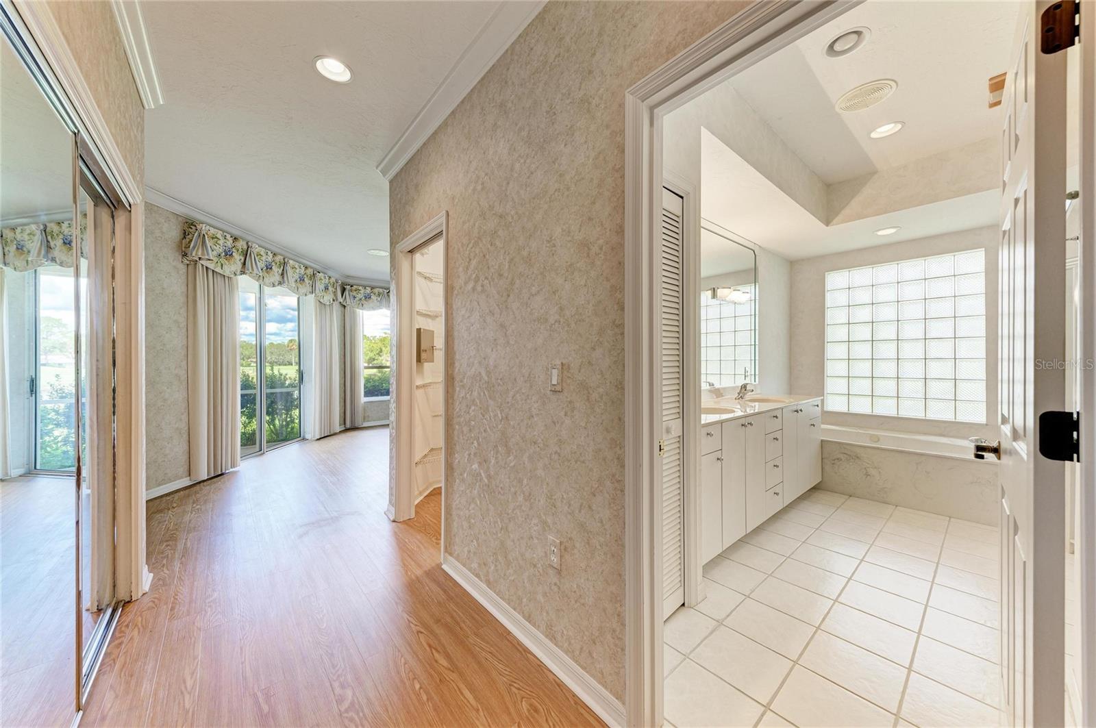 5489 Downham Mdws Property Photo 22